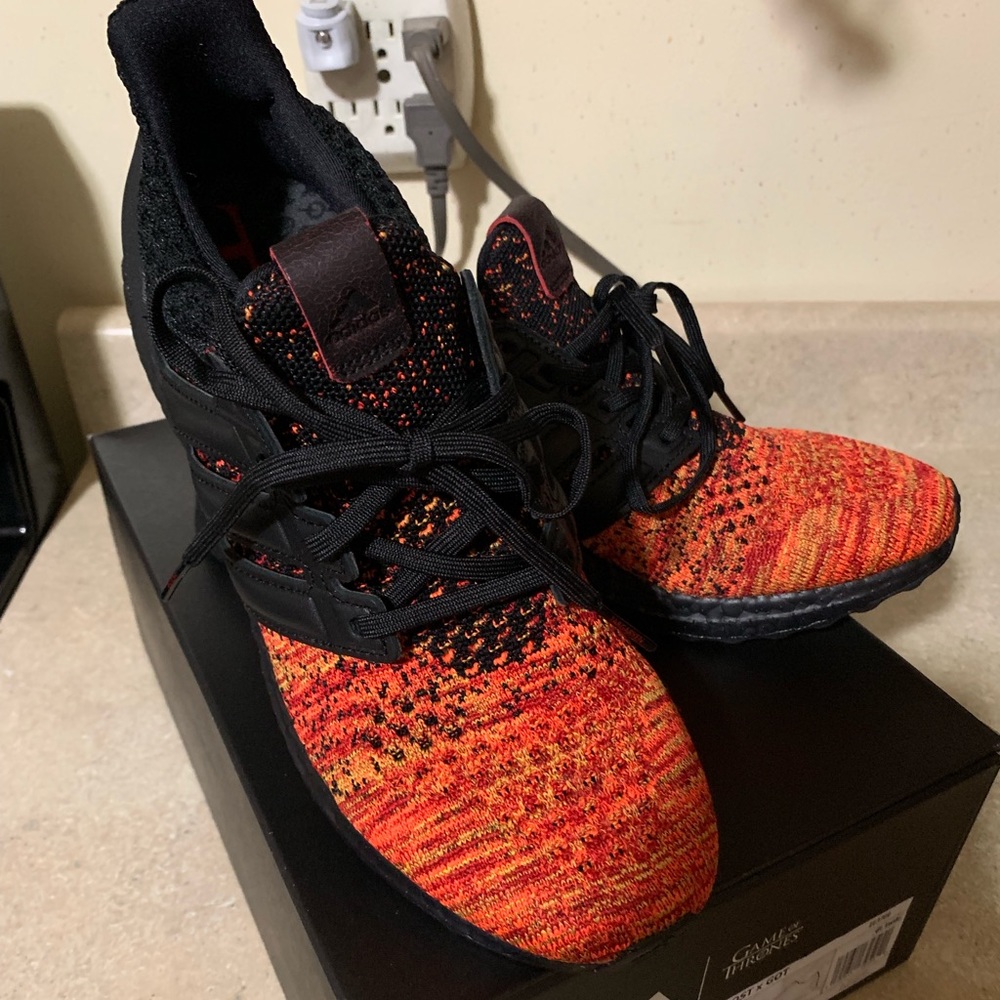ADIDAS X GAME OF THRONES ULTRABOOST MEN'S SHOE